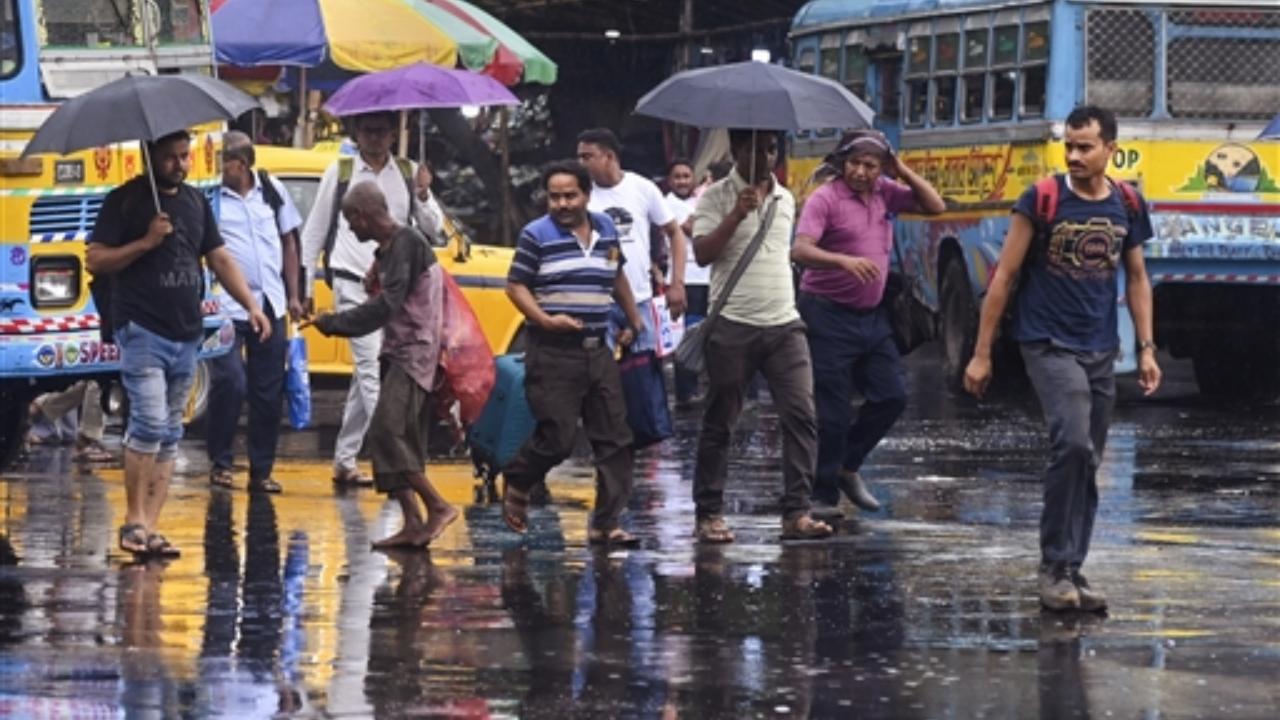 In addition, at least 12 students fell ill after being struck by lightning during school hours near Bangitola High School in Malda
 
