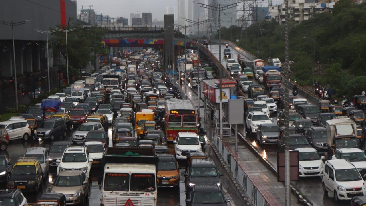 Dahisar to Vakola South Channel traffic is slow due to ongoing rains, tweeted Mumbai Traffic Police
 