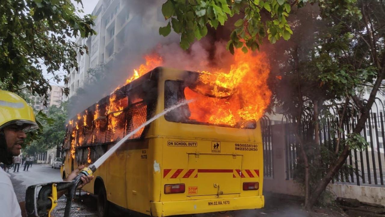 School bus catches fire in Virar; 5 children escape unhurt