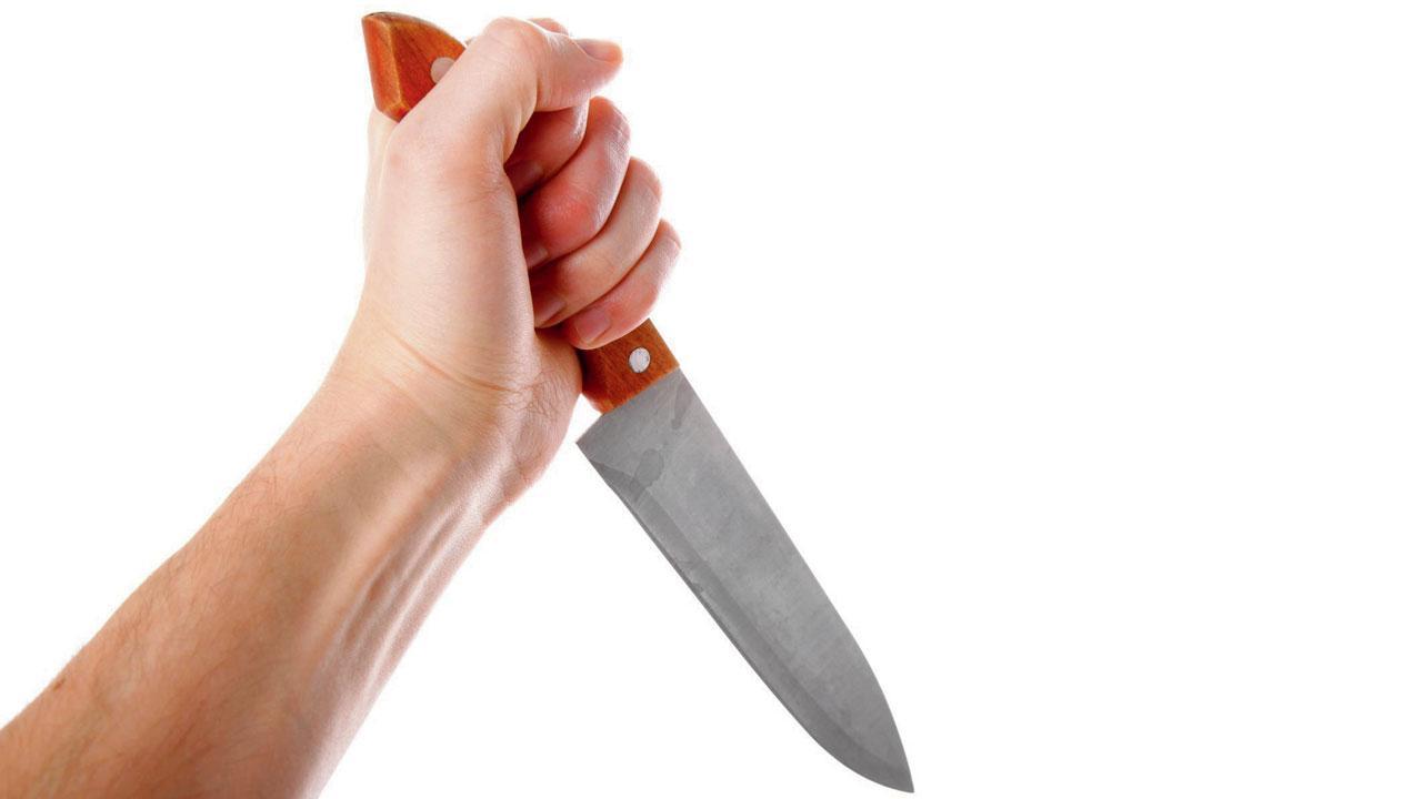 Mumbai: Stabbed, woman jumps out of rickshaw to save herself