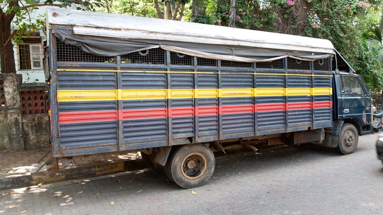 Mumbai Police conducts special 'All Out Operation' in city, nabs 236 wanted accused