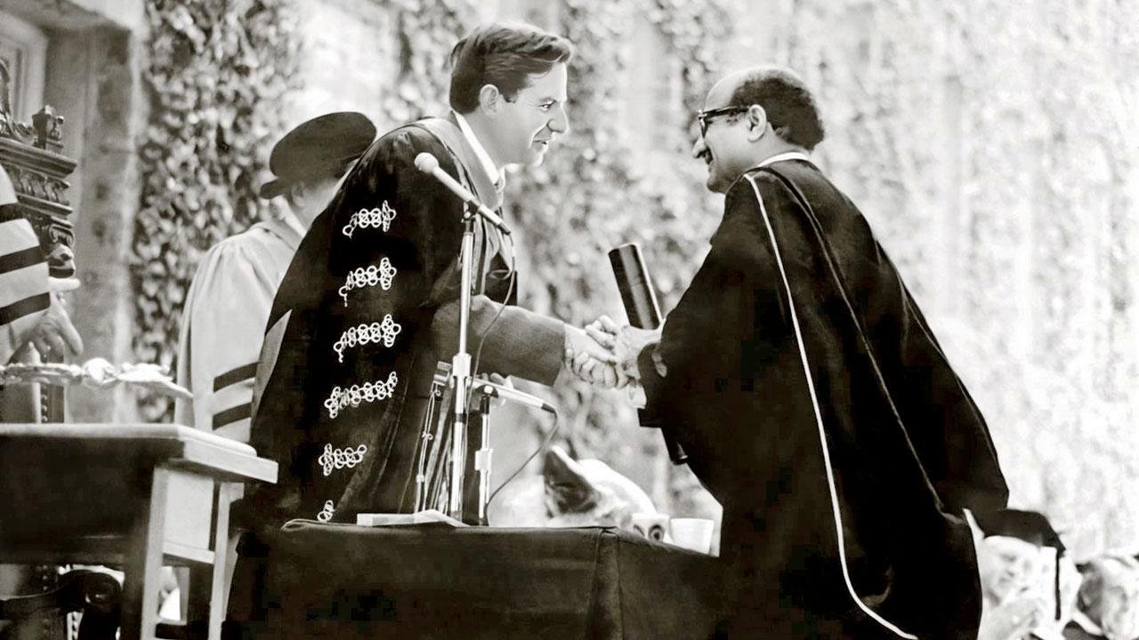 Dr William G Bowen, president of Princeton University, confers the Honorary Degree of Doctor of Laws on Nani Palkhivala in 1978. Pics courtesy/Tata central Archives