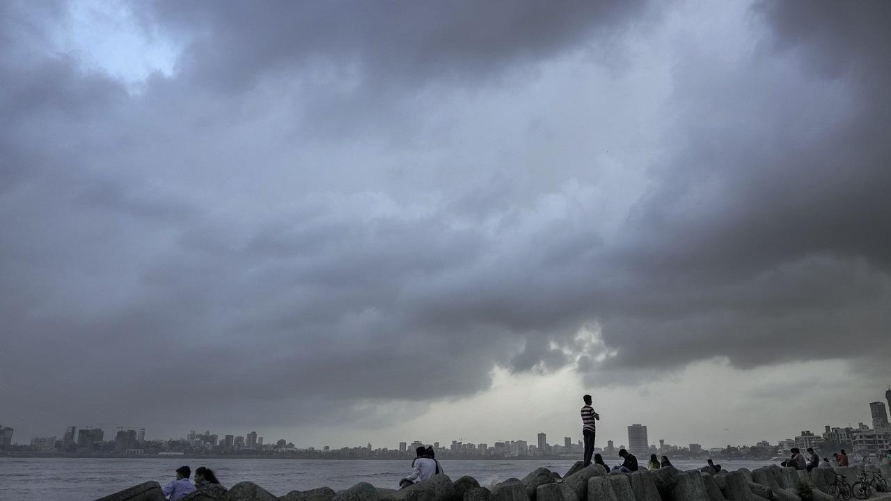Mumbai weather update: Partly cloudy with possibility of light rain likely today