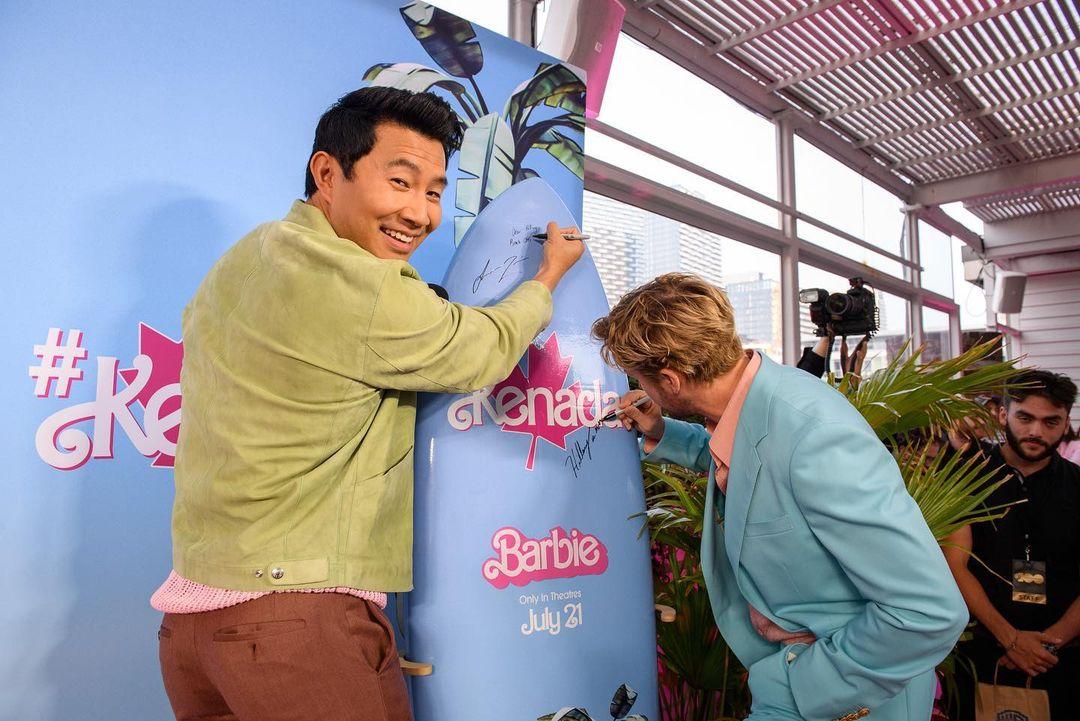 Ryan Gosling and Simu Liu bring their Ken energy to Barbie press tour