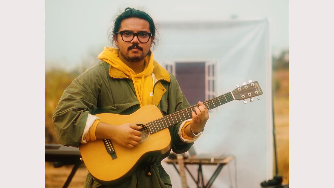Singer Rahul Siddharth Kamble makes his debut with 'Chalna Aage Kaafi'. Read to know!