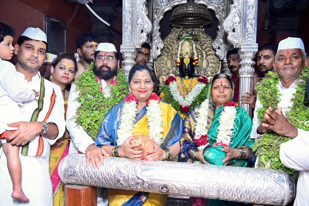 The Maharashtra Chief Minister, accompanied by his wife Lata Shinde, parliamentarian son Shrikant Shinde and other family members, prayed for a good monsoon and prosperity and happiness of farmers