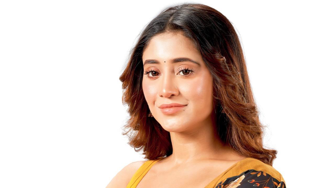 Telly Tattle: Shivangi Joshi says 'she is a lot like' her character in 'Barsatein — Mausam Pyaar Ka' 