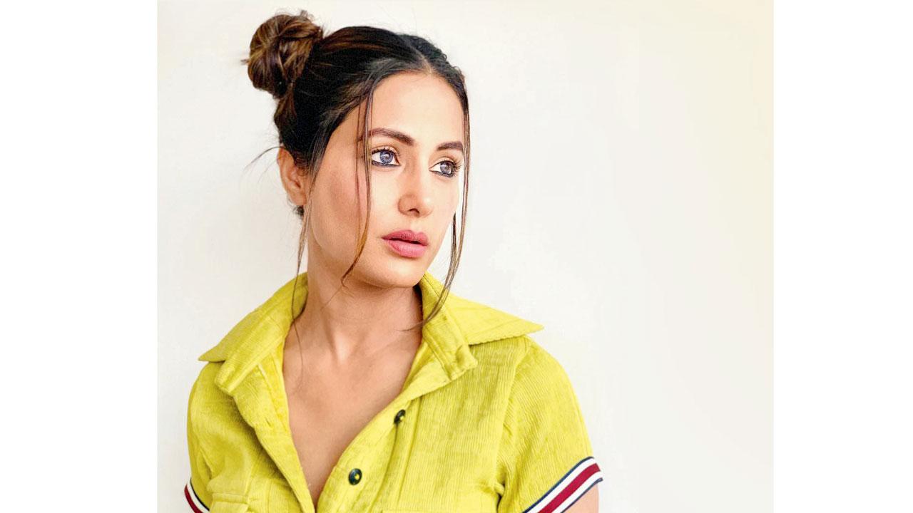 Hina Khan sports space buns