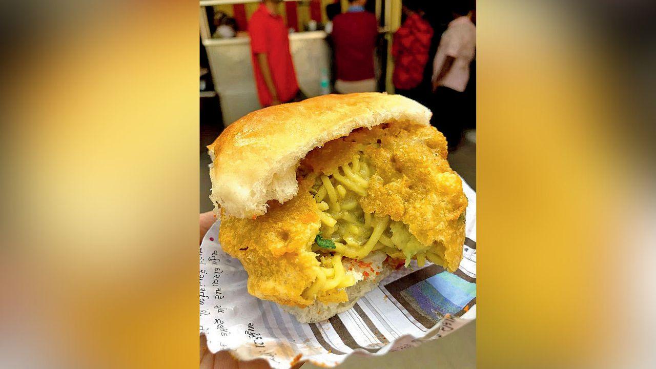 The Maggi vada pav is an inspired spin that salutes two streetside favourites. With classic masala Maggi filling, this vada pav is available at Laxman’s Om Vada Pav between 9 am and 9:30 pm for Rs 30 and should be on your must-try list. Photo Courtesy: Gourmet Musafir