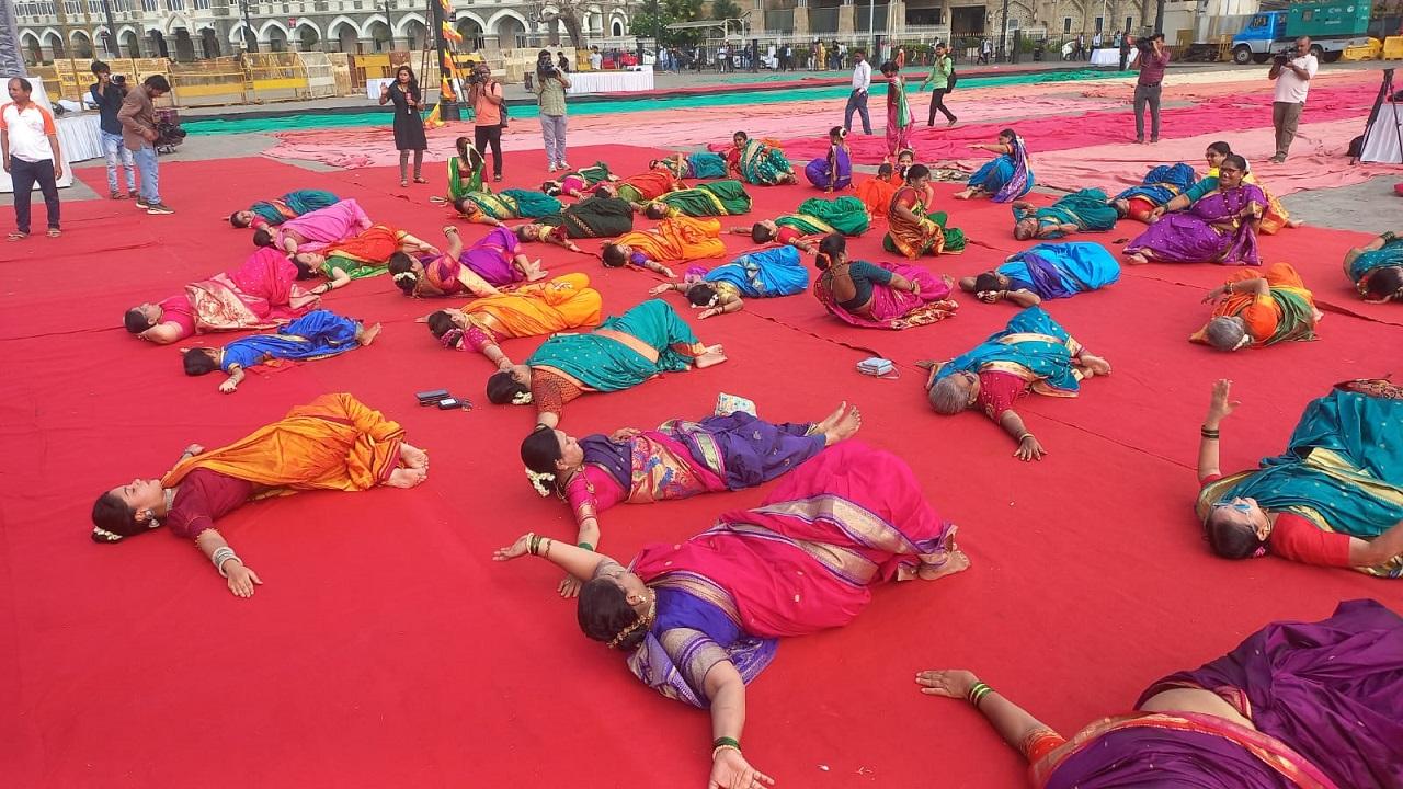 It emphasises the spirit of Yoga, which unites and takes everyone along. Like every time, this time too programs related to yoga will be organised in every corner of the country (Pic/Sameer Abedi)