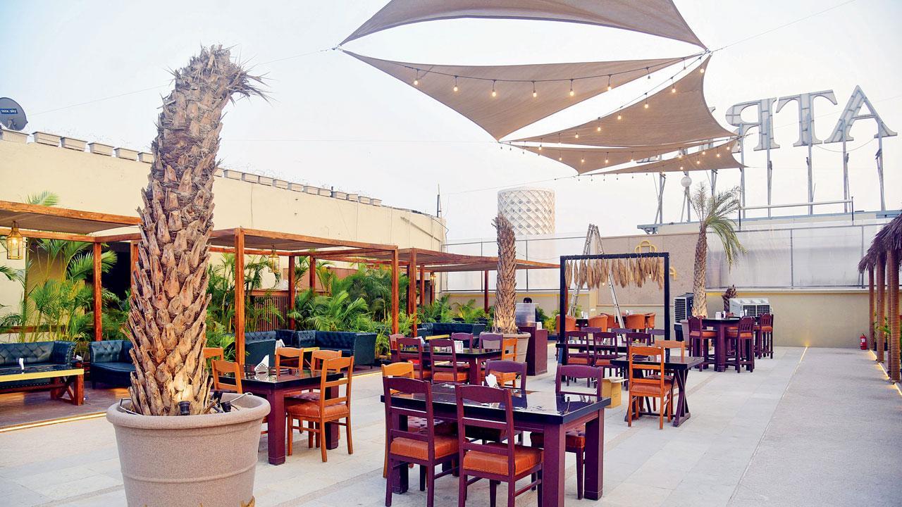 Enjoy these rooftop and all fresco restaurants in Mumbai before monsoon arrives