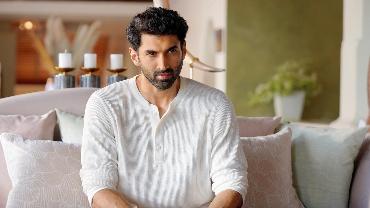 Kapur plays a hotel manager-turned-spy