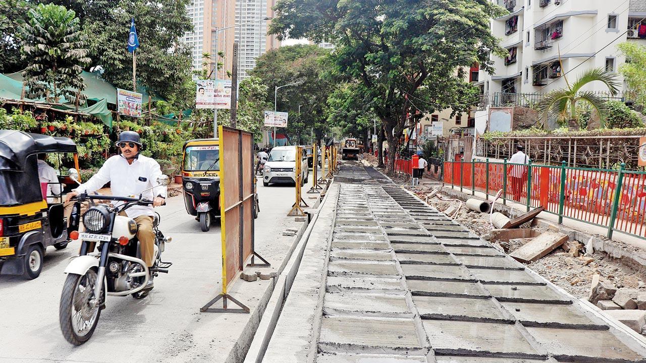 Even the 2023-24 budget does not allow for the concreting of all roads within the next two years. The budget provides R2,825 crore for roads and the traffic department for footpath work, beautification of the Gateway of India, charging stations at public parking areas, multi-level mechanical parking and Mumbai Parking Authority. Generally, every year the department is allotted over Rs 2,000 crore.