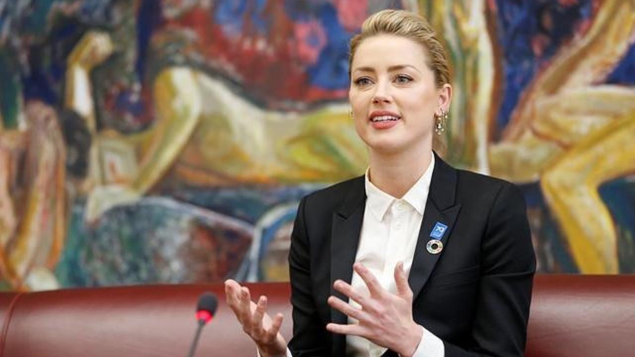 Amber Heard to share 'her truth' about domestic abuse in explosive memoir