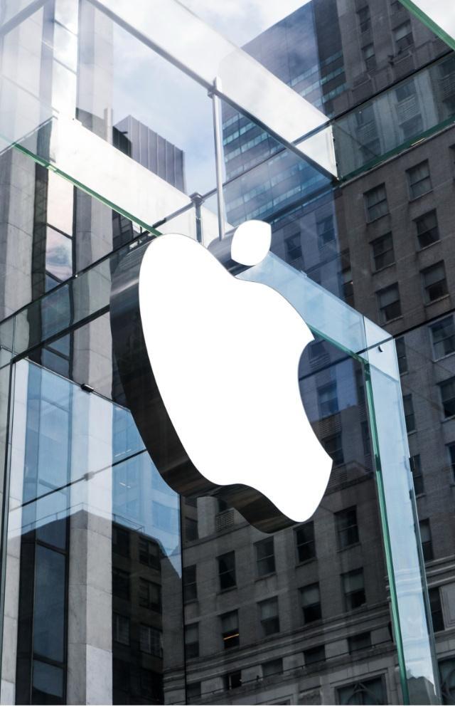 Apple`s AR headset Vision Pro is here