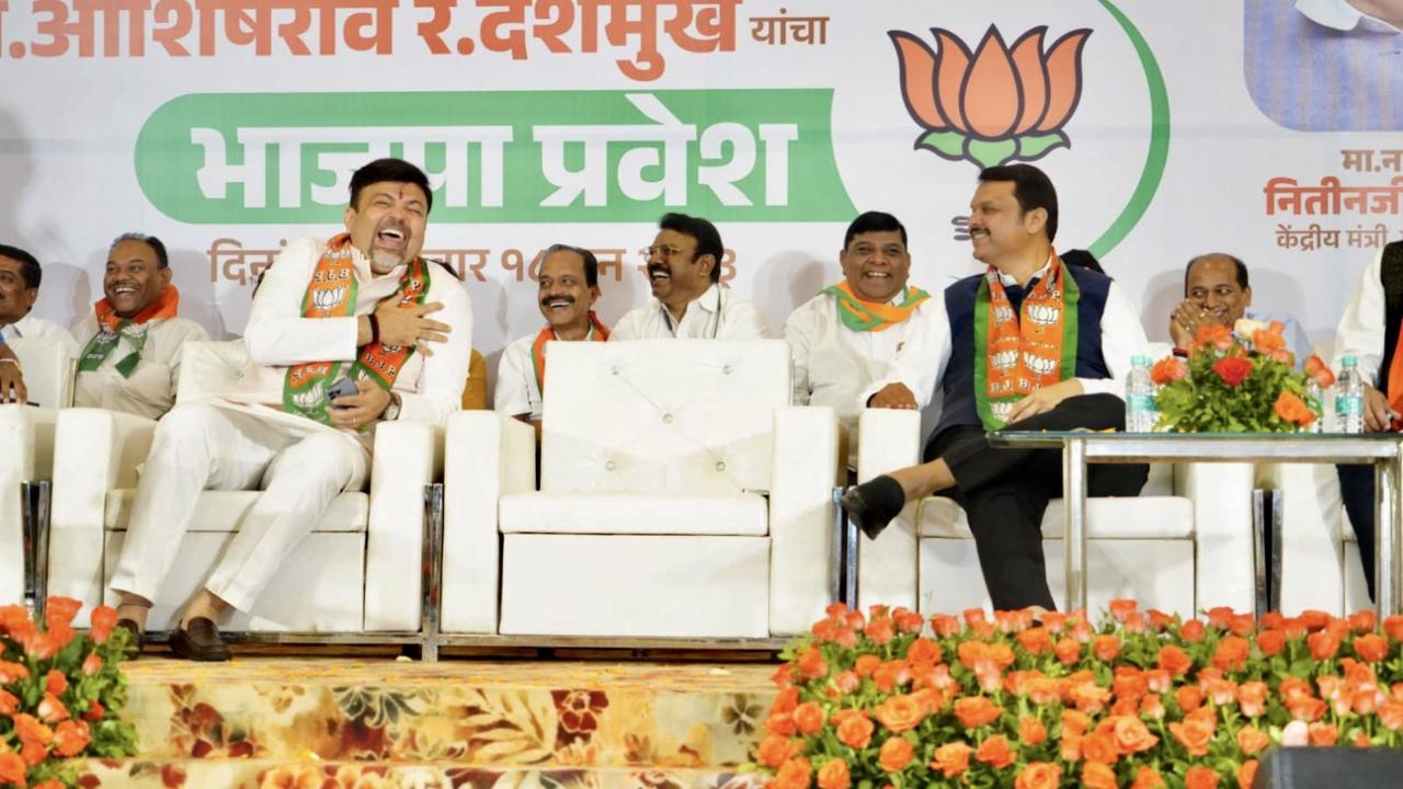 Ashish Deshmukh had said Congress leader Rahul Gandhi should apologise to the Other Backward Class (OBC) community over his 
