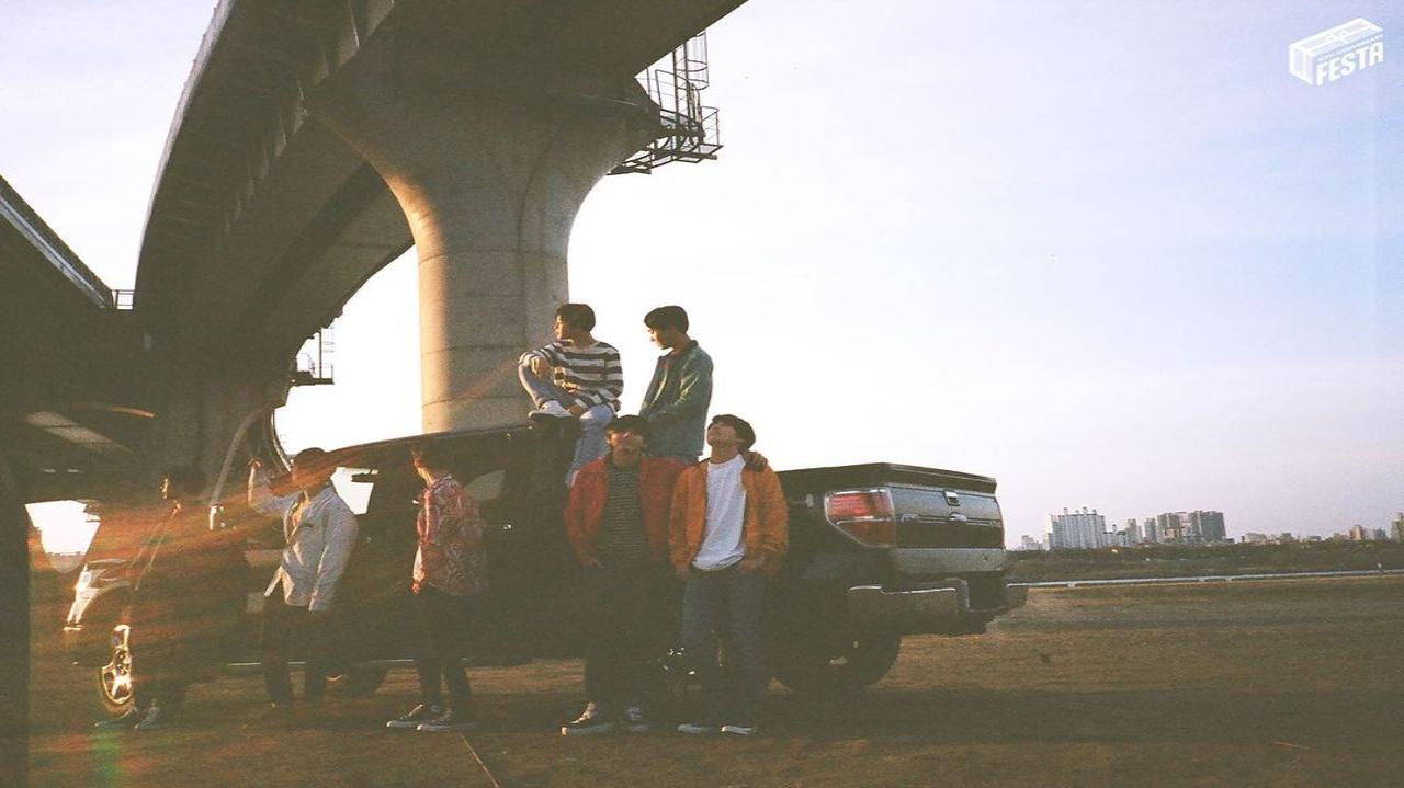 We are being blessed with more behind-the-scenes ‘Love Yourself’ era content! And god knows, every ARMY misses that phase of BTS’ musical career. This photo is from the ‘Euphoria: Theme of LOVE YOURSELF Wonder’ shoot. It was also released as a visual prologue for the ‘Love Yourself’ era