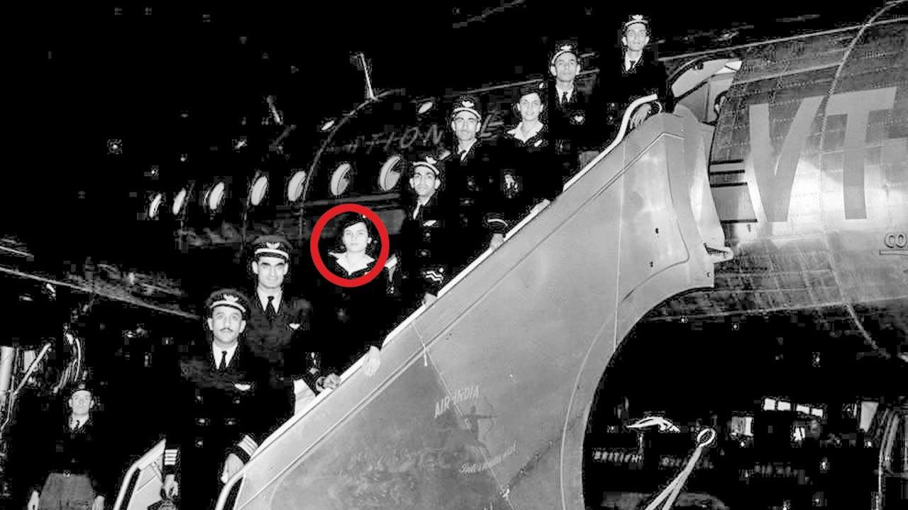 Thelma McCoy (in circle) along with other crew members