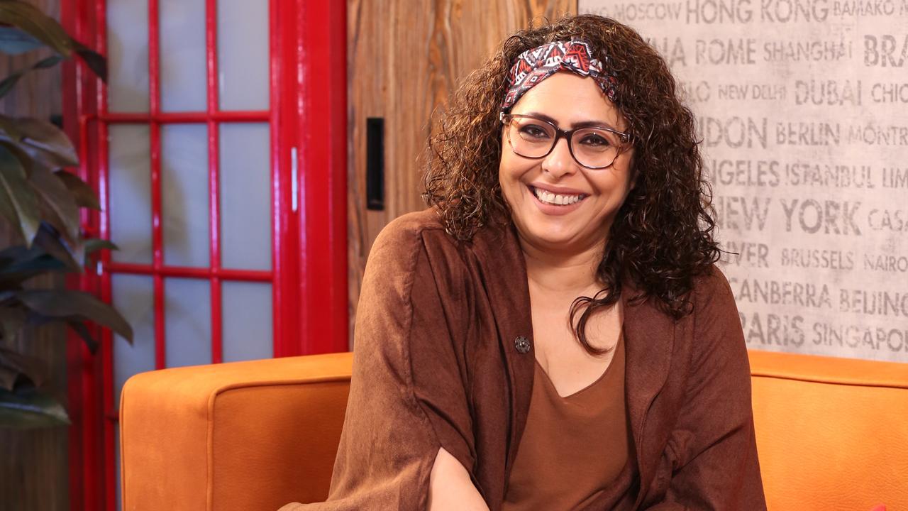 Geeta Kapur reveals why she gave up the idea of pursuing an acting career. She also recalls her big screen appearances in films like 'Kuch Kuch Hota Hai' and 'Main Hoon Na.'