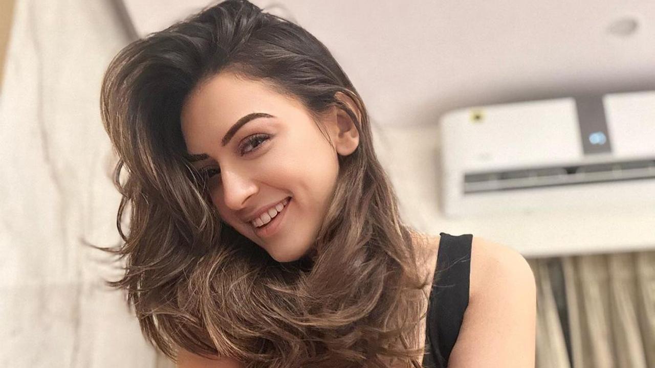 Speaking of addressing rumours like 'growth hormone injections' on her reality series, Hansika says though the rumours did not bother her she spoke about it because she had a platform. Watch all this and more in Hansika Motwani's interview on mid-day's Youtube channel.