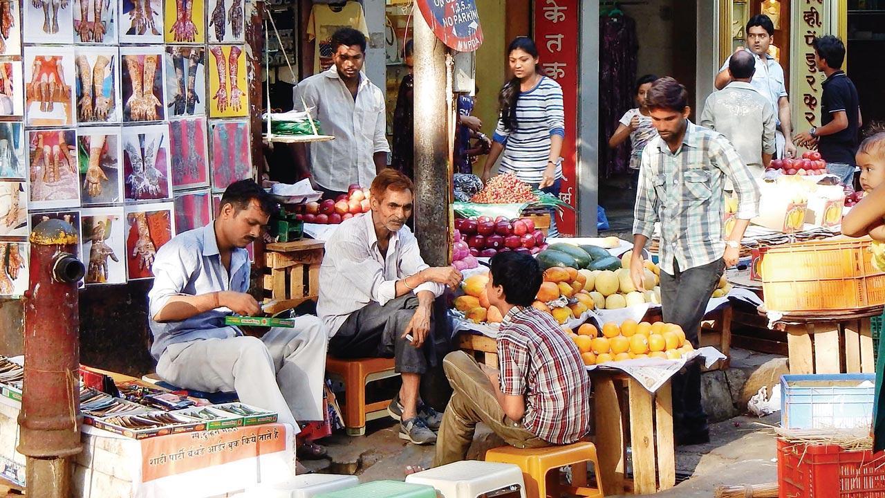 According to Dayashankar Singh, president of Azad Hawkers’ Union, they strongly opposed going ahead with the election with merely 32,000 hawkers selected by the BMC as it is based on the 2016 information. “A lot has changed now and we demanded a fresh survey. Recently there was a meeting of hawkers in Dadar where everyone put forth their views and we are waiting for the decision from Chief Minister Eknath Shinde. Then we will think of our next step,” he said. File photo
