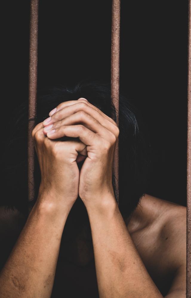 3 held for selling drugs in Navi Mumbai