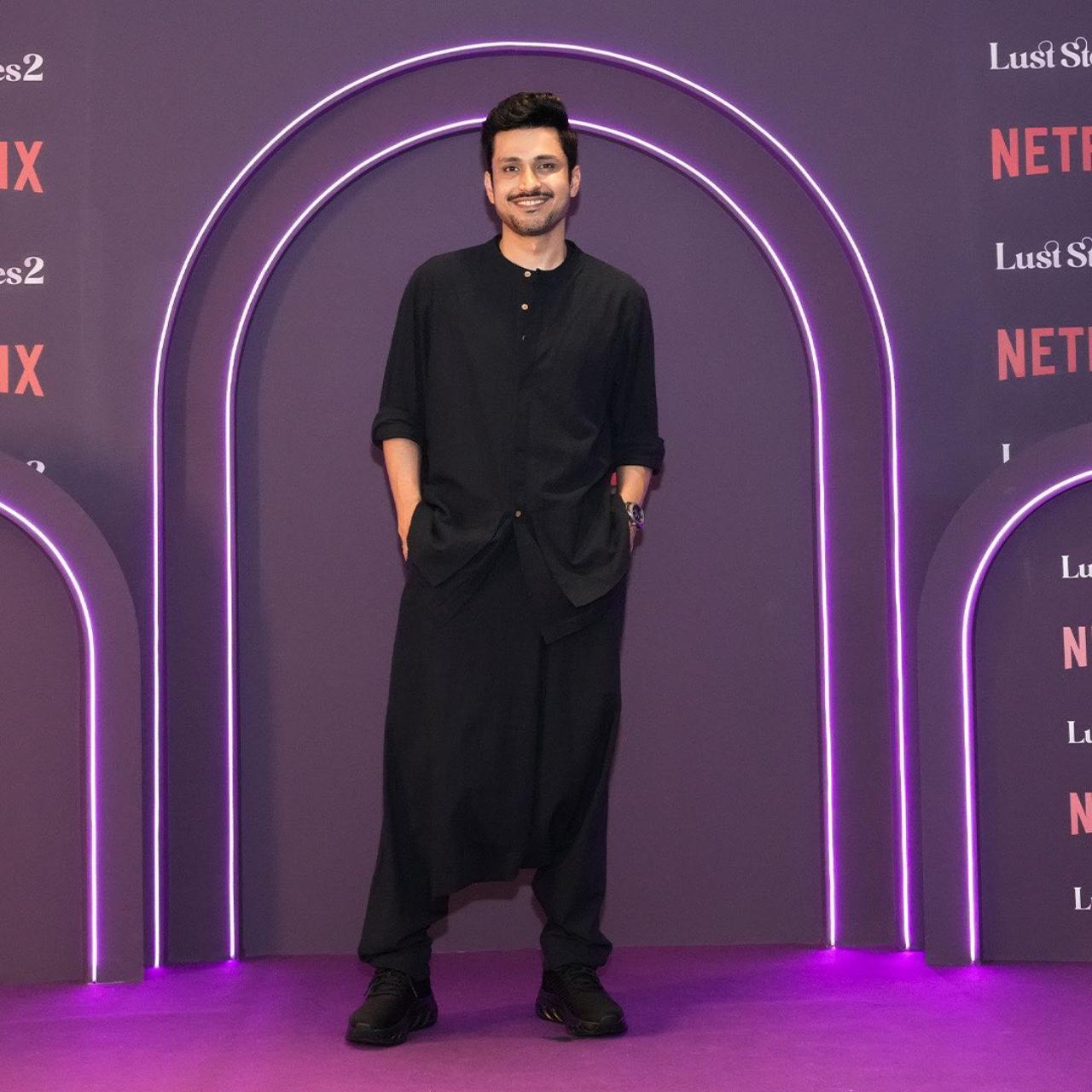 Actor Amol Parashar looked dapper in this black outfit