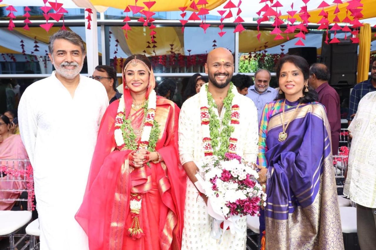  Rajiv Menon marked his presence at the wedding along with his wife