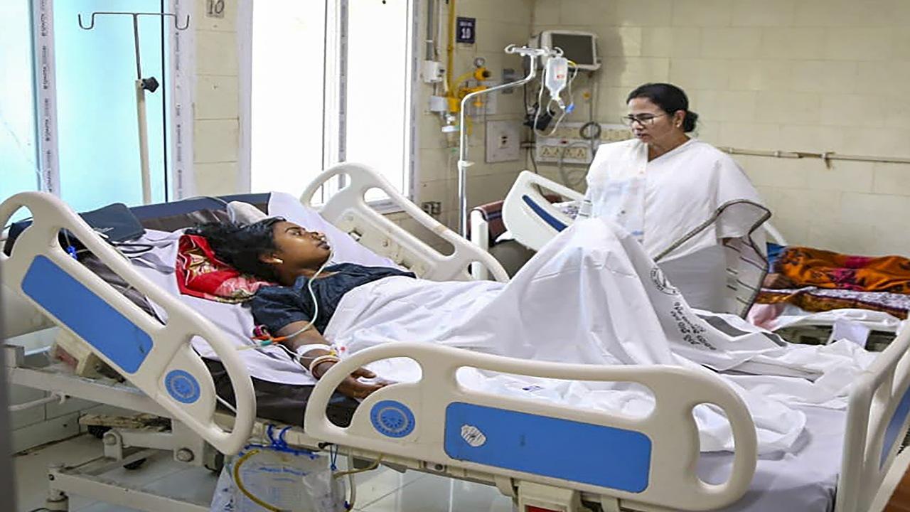 31 West Bengal passengers still missing as death toll mounts to 288 31 West Bengal passengers still missing as death toll mounts to 288