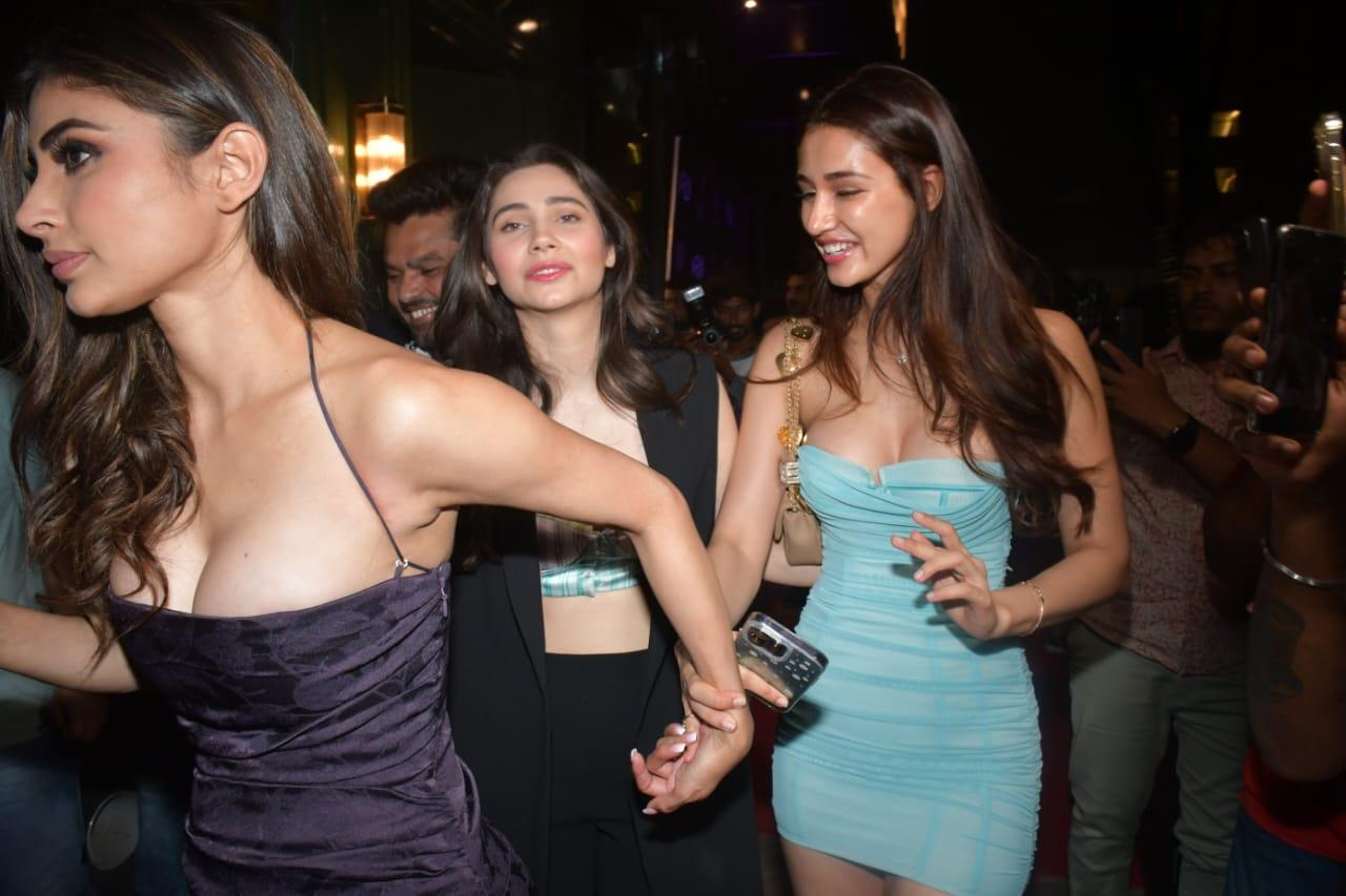 Mouni and Disha are the new BFFs in town and the latter personally went to receive Disha on her arrival. The two were clicked chatting and laughing at the venue
