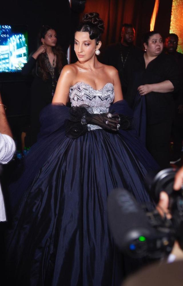 Nora left her fans and netizens in awe of her enchanting beauty and grace as she dropped a string of stunning photos of her donning Malhotra`s creation