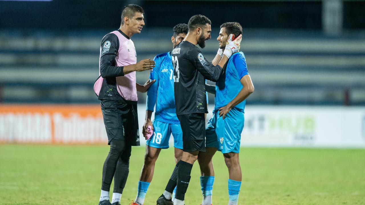 India organised their attacks through both the wings while Kuwait mainly relied on sorties through the left flank during that passage. The Blue Tigers nearly went ahead in the sixth minute but Chhetri failed to connect with a cross from Akash Mishra by a whisker. Kuwait too had their own chance when Shadab Al Khaldi's ripper of a shot from just outside the box went inches over the bar in the 20th minute