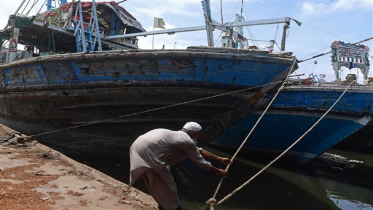 According to the latest forecast, the cyclone was expected to maintain a northward trajectory and then it was likely to re-curve eastward and make its landfall between Keti Bandar in Thatta district and India's Gujarat coastline.