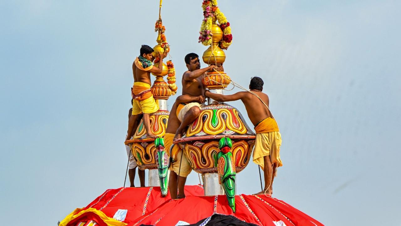 As many as 180 platoons (1 platoon comprises 30 personnel) of security forces were deployed in Puri, said Transport Commissioner Amitabh Thakur