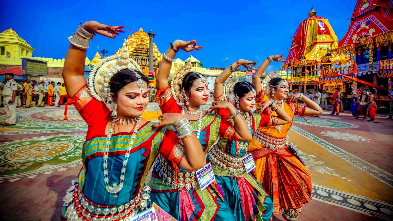 As Lord Balabhadra, Devi Subhadra and Lord Jagannath start their nine-day sojourn to their aunt's place at Gundicha Temple in Puri on Tuesday, the president, prime minister, Odisha chief minister and several other leaders greeted the people on the occasion of the Rath Yatra