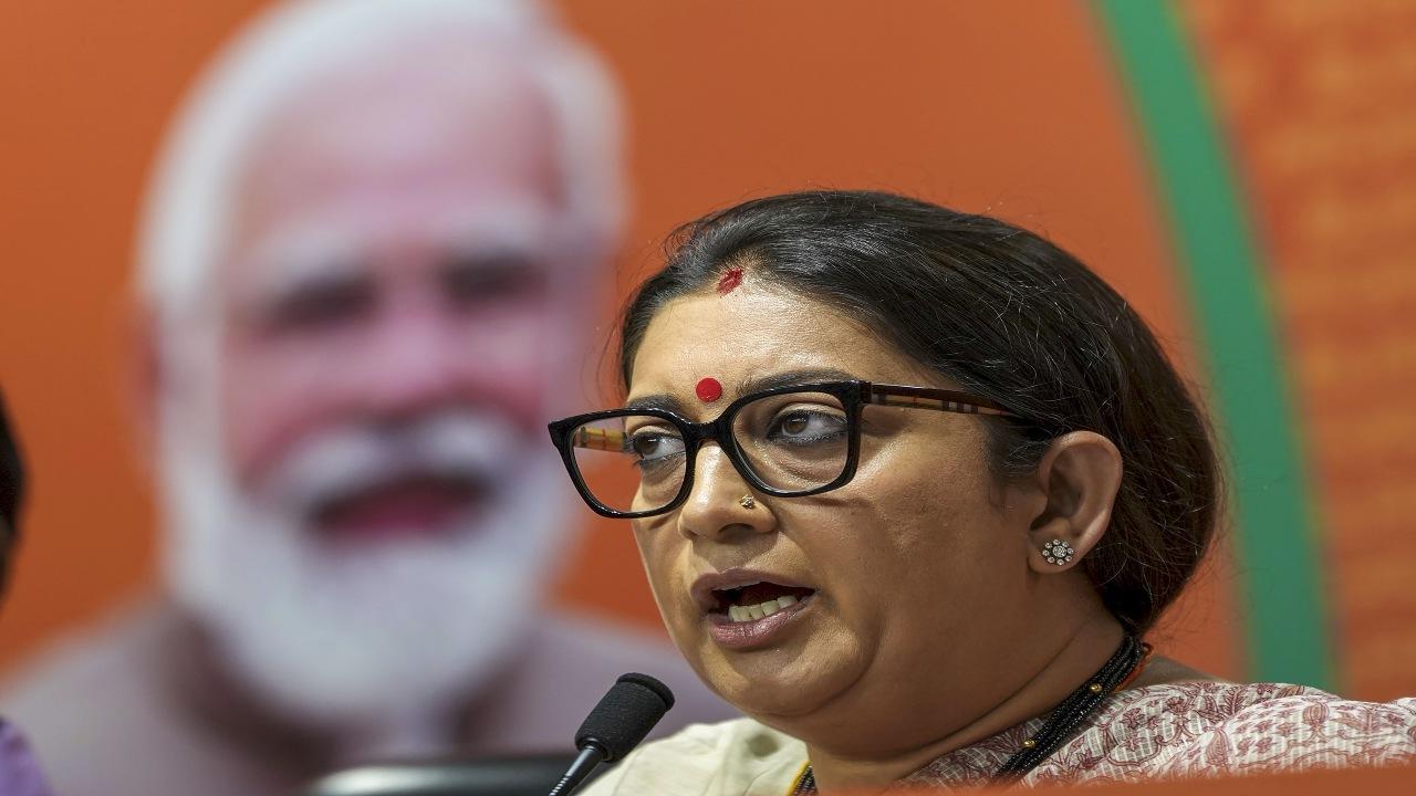 In Photos: Irani says congress seeking support since it can't defeat Modi alone