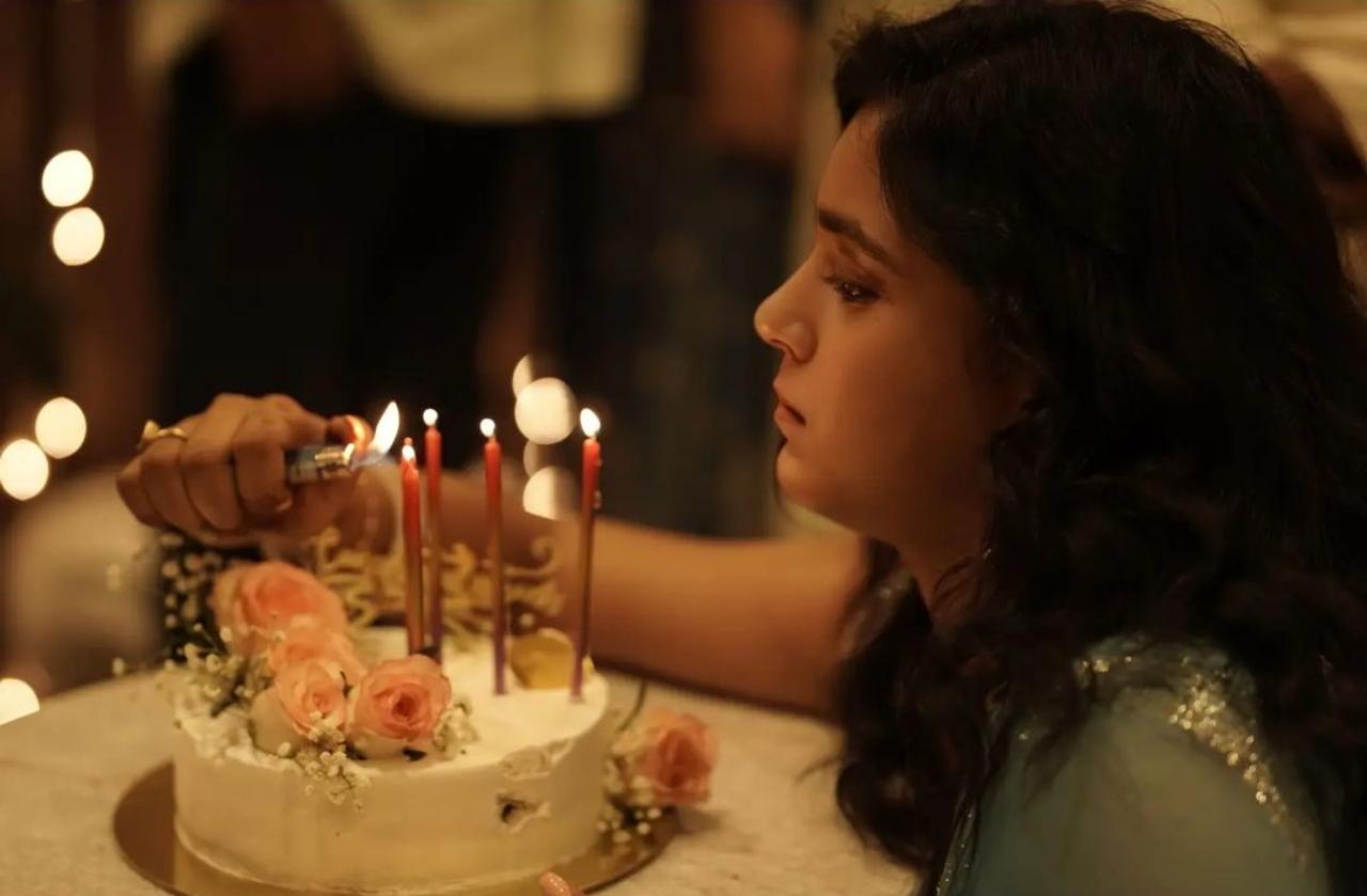 Sumbul's parents had parted ways when she was just 6-years-old. Her father raised her and her sister by himself since then. Sumbul's bond with her father was seen when she entered the Bigg Boss last year. She was the youngest contestant on the show