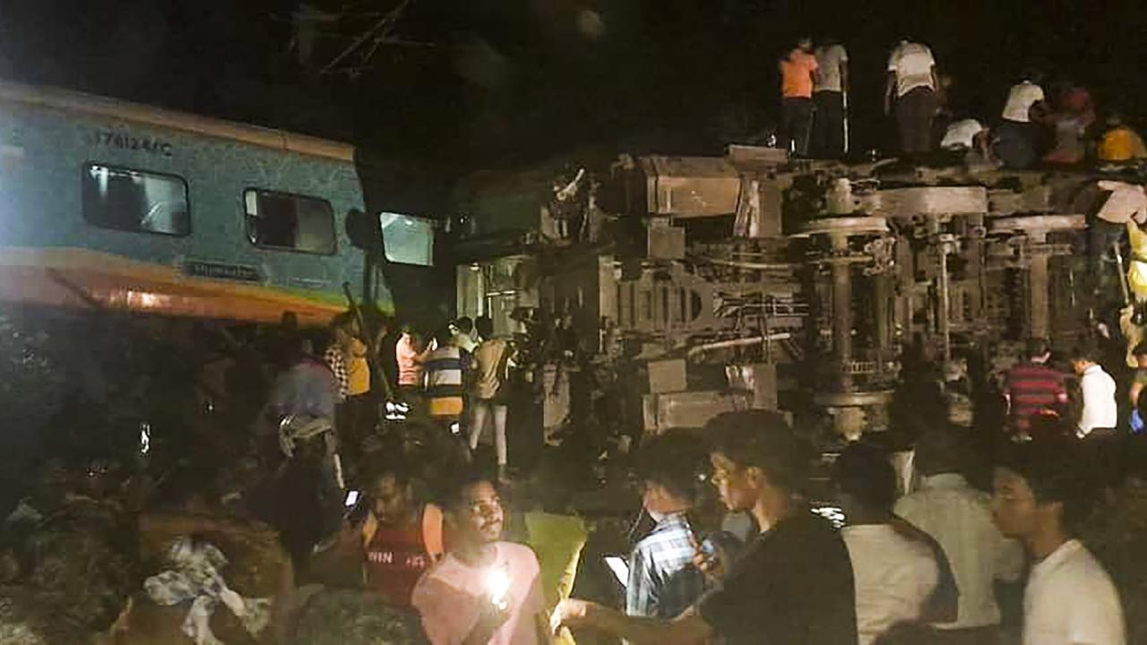 Odisha train accident LIVE: Indian Navy deploys medical team for relief ops