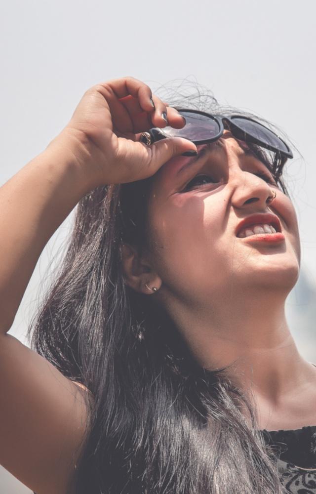 You must use sunscreen to protect yourself from the harsh effects of UV rays on your skin. Here is how to pick the correct sunscreen for yourself