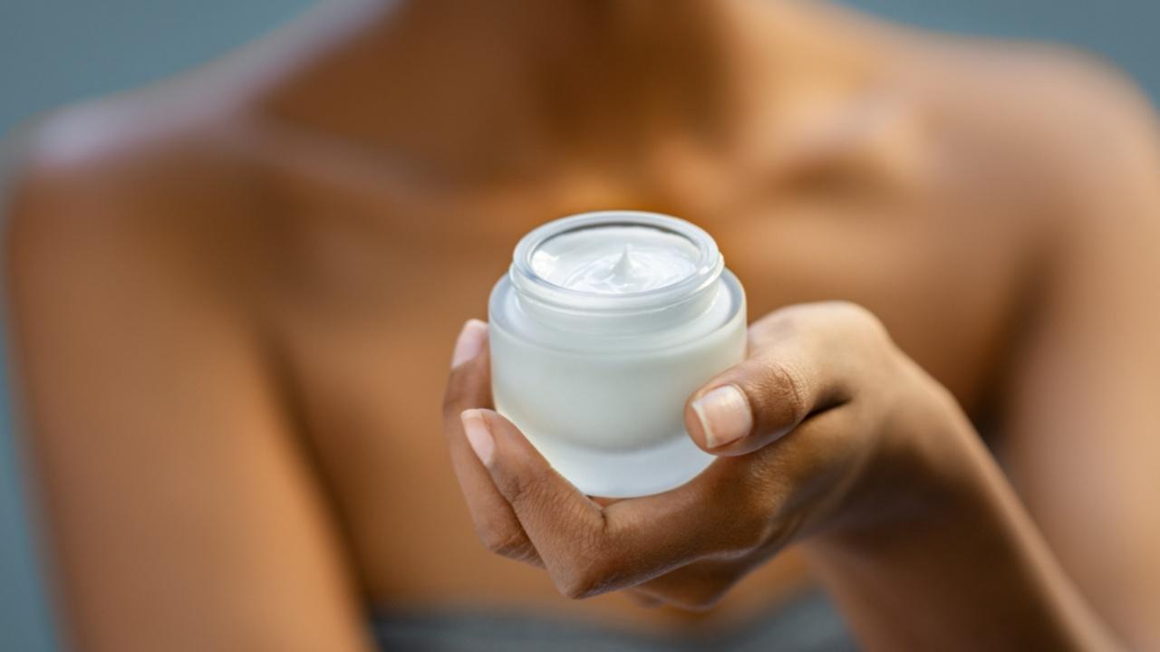 Depending on the skin type, one must choose the product. Always start with a good moisturiser, cleanser and sunscreen. If the skin is oily, use a water-based, gel moisturiser and a gel-based sunscreen. If the skin is normal to dry, one can use creamy moisturisers containing hyaluronic acid, vitamin E, ceramides etc. Gentle, non-soapy cleansers can be used to prevent dehydration of the skin. Sunscreen is the most important anti-aging agent and is absolutely non-negotiable. Photo Courtesy: iStock