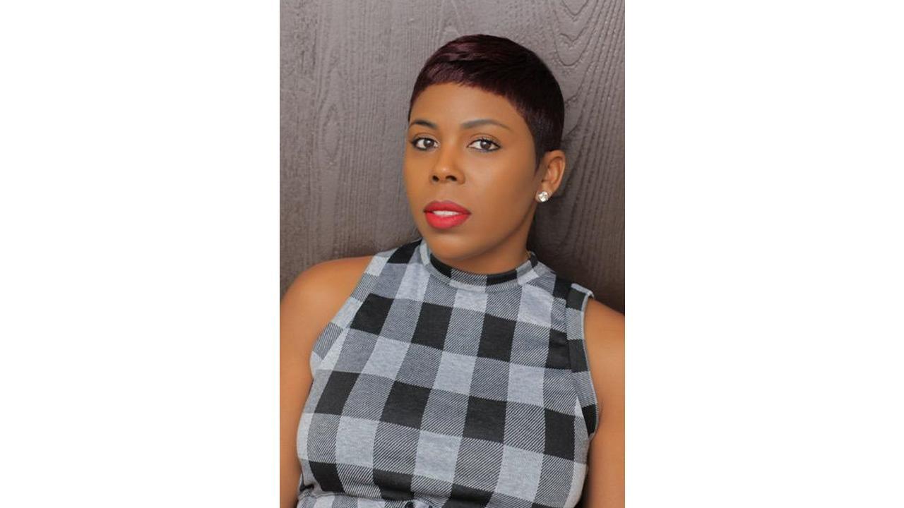 From Single Mom to Real Estate Billionaire: Amber Singleton's Inspirational  Success Story 