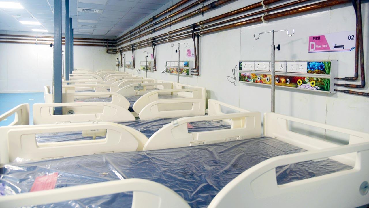 Mumbai: BMC gets hospitals to keep COVID beds ready