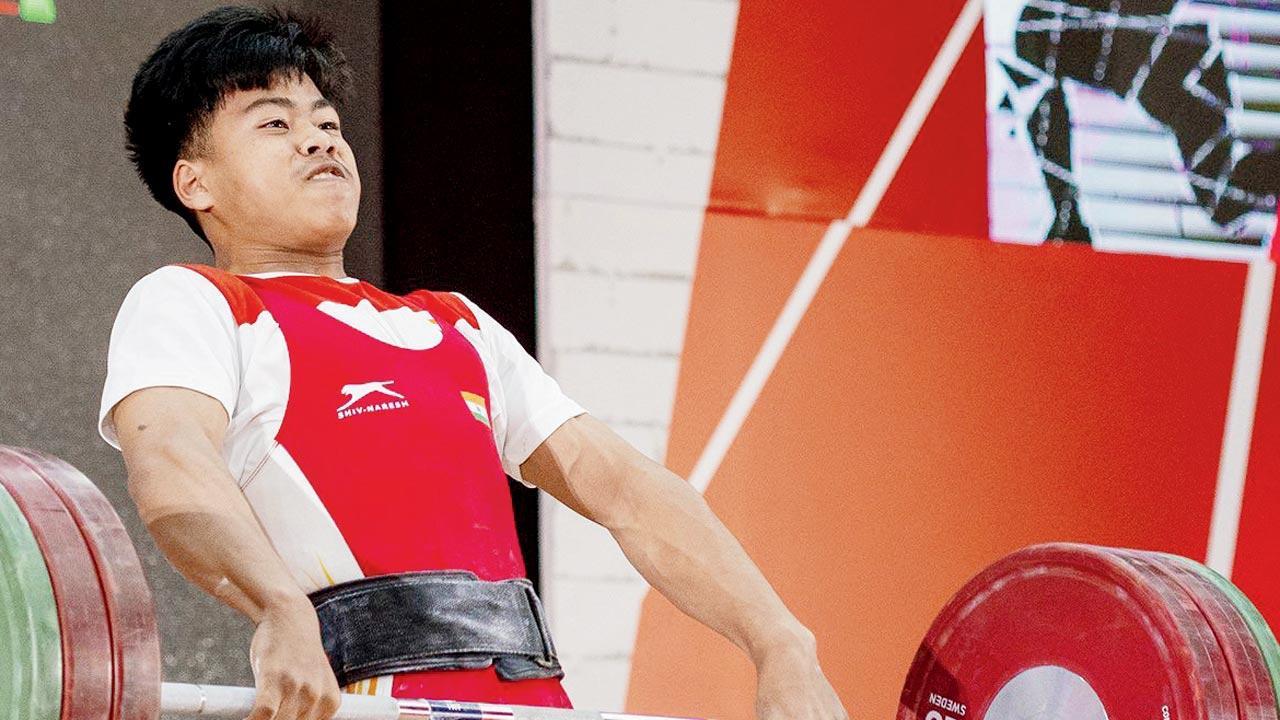 India weightlifter Bharali Bedabrate settles for bronze at World Youth C’ships