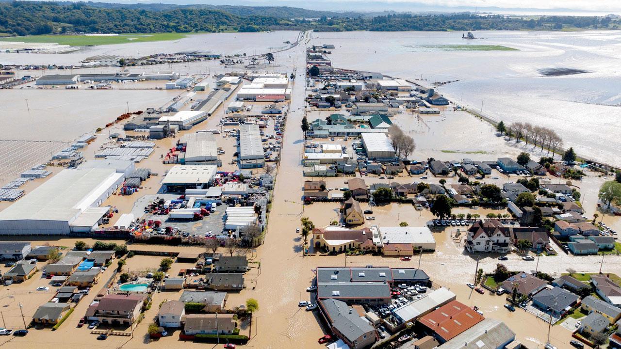 Thousands evacuated after rain in California