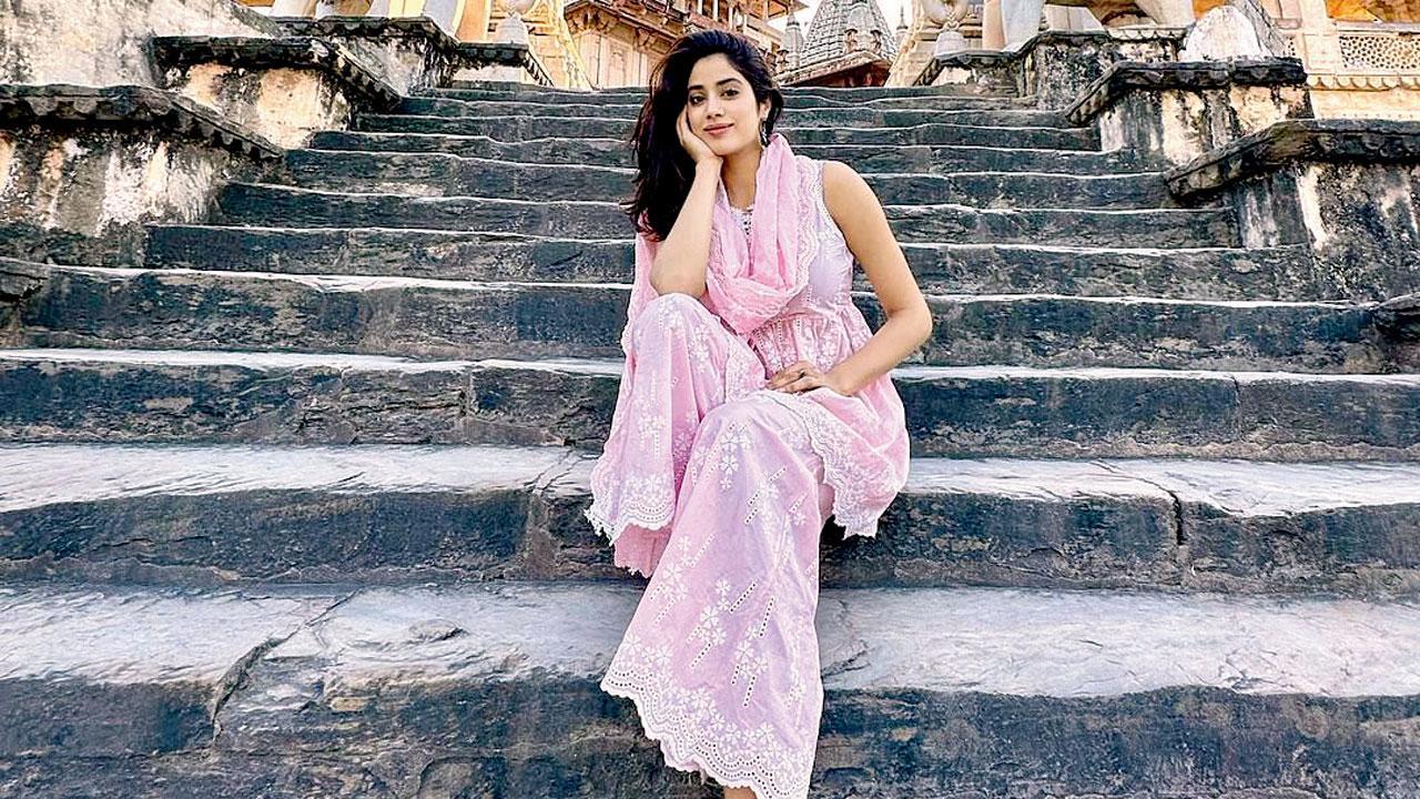 Holi 2023: Fashion experts share tips on how to ace your Holi look