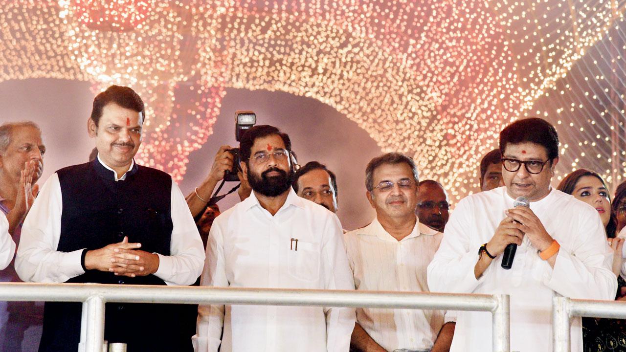 Deputy Chief Minister Devendra Fadnavis and CM Eknath Shinde with MNS Chief Raj Thackeray. File pic/Rane Ashish