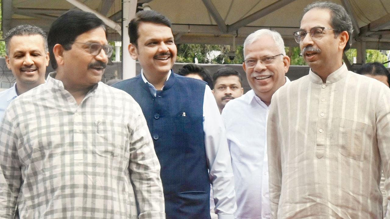 A brief hi to Devendra Fadnavis and a cold shoulder to cousin Raj Thackeray