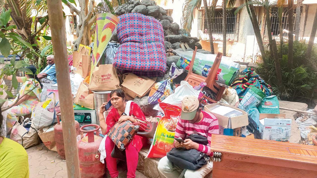 Thane: Authorities failed to provide us temporary accommodation, say Dombivli locals