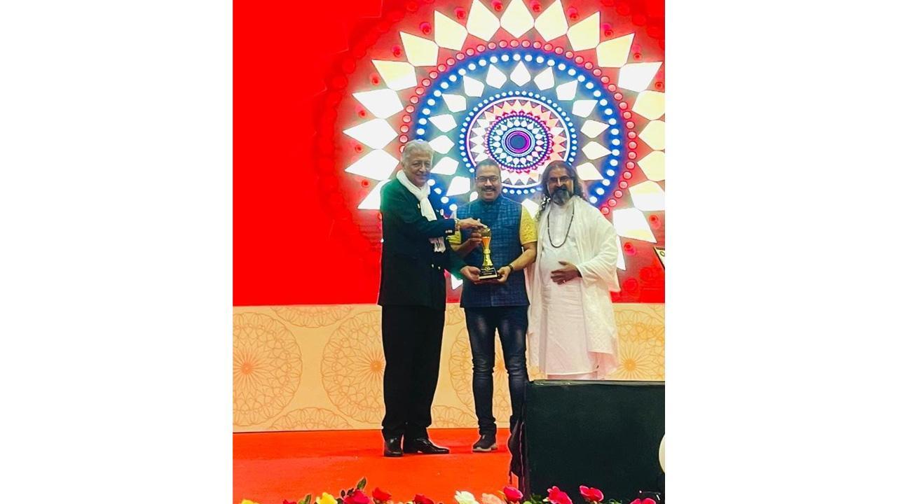 Dr. Sachin Mishra Received The 'Pride Of India' Award In G-20 Program
