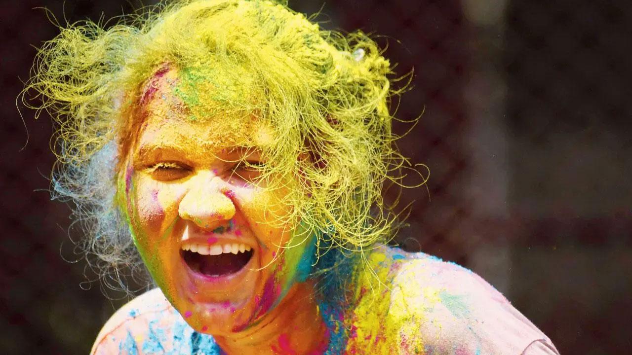 Let Holi bring out the best in us, Mumbai!